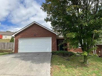 Knoxville house for rent - 5237 Sinclair Dr