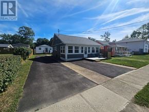 Fort Erie (Crystal Beach) apartment for rent - A sunny day at a Royal LePage NRC REALTY property in Brockville.