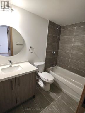 Toronto (L'amoreaux) townhouse for rent - A bathroom with a sink, toilet and bathtub.