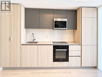 Toronto (Waterfront Communities) condo for rent - 2602 - 400 KING STREET W 2602