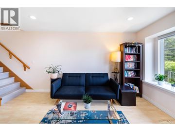 Burnaby duplex for rent - 5422 NORFOLK STREET