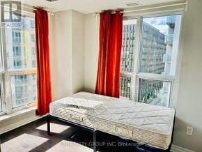 Ottawa condo for rent - 909 - 195 BESSERER STREET S 909