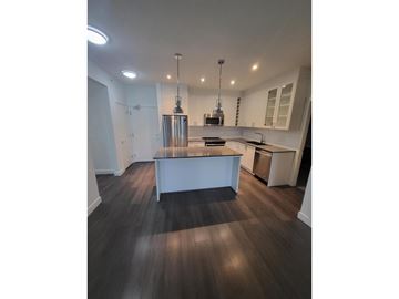 Surrey apartment for rent - 402 16398 AVENUE 64 AVENUE 402