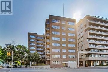 Toronto (Yonge-St. Clair) multi-family for rent - 807 - 291 AVENUE ROAD 807