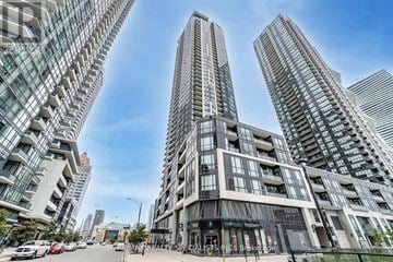 Mississauga (City Centre) condo for rent - 705 - 510 CURRAN PLACE 705
