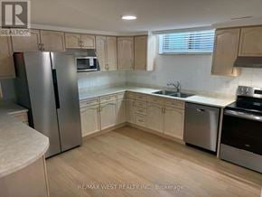 Toronto (Willowridge-Martingrove-Richview) apartment for rent - 23 SELLMAR ROAD