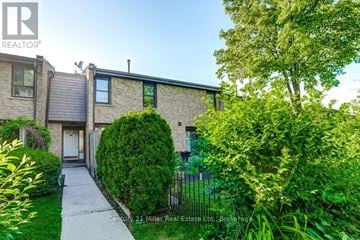 Mississauga (Sheridan) townhouse for rent - 36 - 2605 WOODCHESTER DRIVE 36