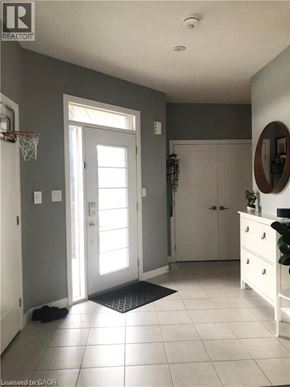 Stoney Creek townhouse for rent - 119 GREENWICH Avenue