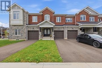 Thorold (Rolling Meadows) townhouse for rent - 56 SAPPHIRE WAY