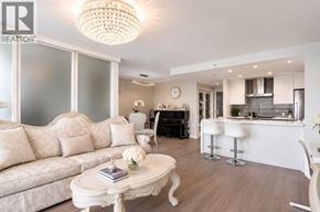 Vancouver apartment for rent - A living room with a piano and a bar area.