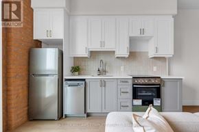 Hamilton (Central) multi-family for rent - 304 - 56 YORK BOULEVARD 304