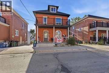 Kitchener apartment for rent - 17 EBY Street S Unit# Upper Upper