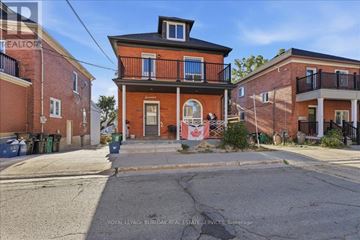 Kitchener apartment for rent - UPPER - 17 EBY STREET S Upper