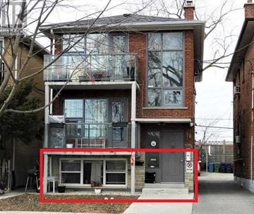 Toronto (Mimico) triplex for rent - LOWER - 78 CAVELL AVENUE Lower