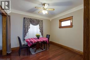 Niagara Falls apartment for rent - A dining room with a table and chairs.