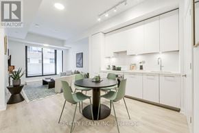Toronto (Thorncliffe Park) condo for rent - 205 - 36 BRENTCLIFFE ROAD 205