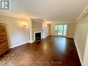 Markham (Bayview Glen) apartment for rent - 4 CANADIANA DRIVE