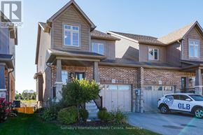 Collingwood apartment for rent - A house with a white car parked in front of it.
