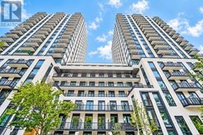 Toronto (Forest Hill South) condo for rent - A bathroom with a toilet, sink, and bathtub.