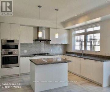 Markham (Unionville) townhouse for rent - 19 FRANK CHARLTON AVENUE