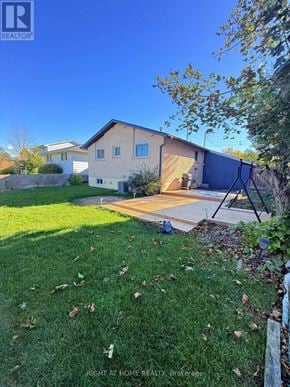 Hamilton (Mountview) apartment for rent - A house with a blue sky in the background.