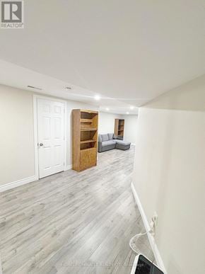 Whitby (Williamsburg) apartment for rent - 925 BYRON STREET N