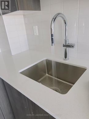 Pickering (Bay Ridges) condo for rent - A sink in a white counter top.