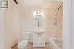 Richmond Hill (North Richvale) apartment for rent - 129 CASTLE ROCK DRIVE