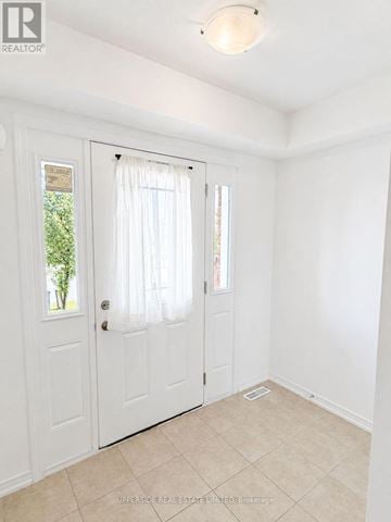 Innisfil (Alcona) townhouse for rent - 2084 GIBSON STREET