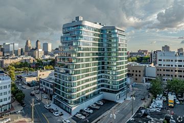 Newark apartment for rent - 50 Sussex Avenue