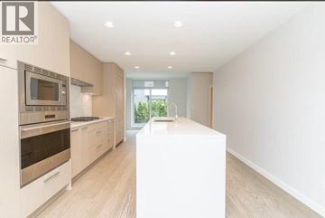 Vancouver townhouse for rent - 3483 ROSS DRIVE