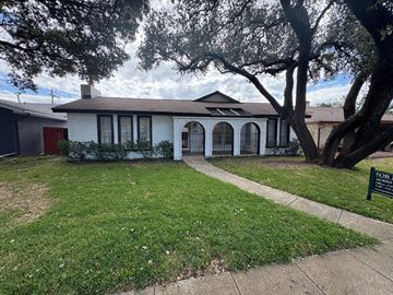 Windcrest house for rent - 424 Fenwick Dr
