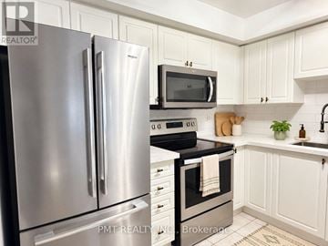 Toronto (Malvern) townhouse for rent - 93 - 42 PINERY TRAIL 93