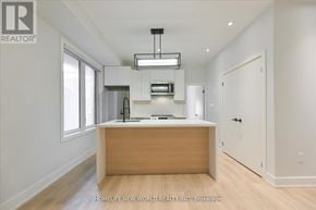 Toronto (Dufferin Grove) townhouse for rent - MAIN - 995 DUFFERIN DUFFERIN STREET Main
