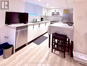 Toronto (Downsview-Roding-Cfb) apartment for rent - (B) LOWER - 82 CALVINGTON DRIVE (B) Lower