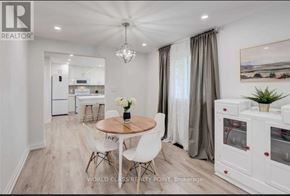 Toronto (Don Valley Village) apartment for rent - A dining room with a round table and chairs.