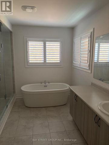 Essa (Angus) apartment for rent - 70 WAKEFIELD BOULEVARD