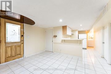 Toronto (Newtonbrook West) apartment for rent - LOWER - 82 CAINES AVENUE Lower