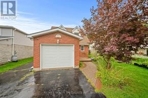 Cambridge apartment for rent - A house with a garage is for sale.