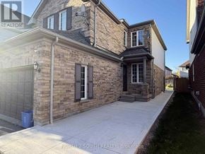Whitby (Williamsburg) apartment for rent - A house with a garage is for sale in Brockage.