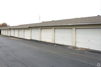 Rentable garages