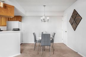 Groveport apartment for rent - Sizable Dining Room Area - Bennington Pond Apartments