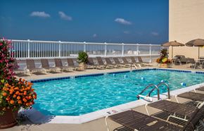 Bethesda apartment for rent - the swimming pool at the resort at longboat key club