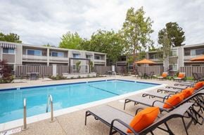 Santa Clara apartment for rent - our apartments have a swimming pool and lounge chairs