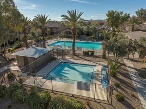 Las Vegas apartment for rent - a view of the pool from above at the resort