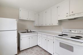 Denver apartment for rent - Stratford Apartments in Denver, CO