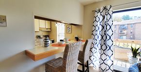Glen Burnie apartment for rent - Breakfast Bar at Mountain Ridge Apartments, Glen Burnie