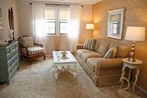 Dundalk apartment for rent - Furnished Living Room at Holiday Gate Apartments, Dundalk, MD, 21222