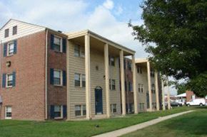 Dundalk apartment for rent - Exterior View at Holiday Gate Apartments, Maryland, 21222