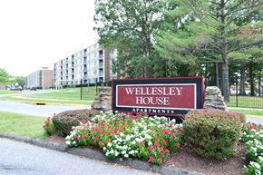 Parkville apartment for rent - Property Signage at Wellesley House Apartments, Parkville, 21234